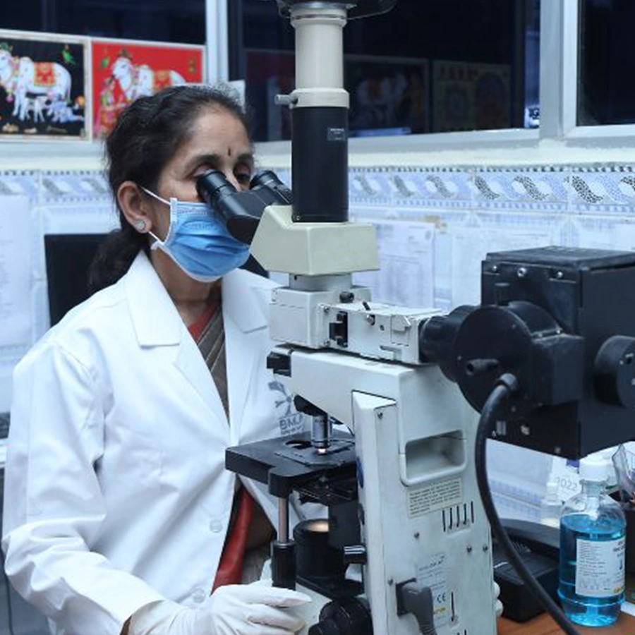 Laboratory Service image 1